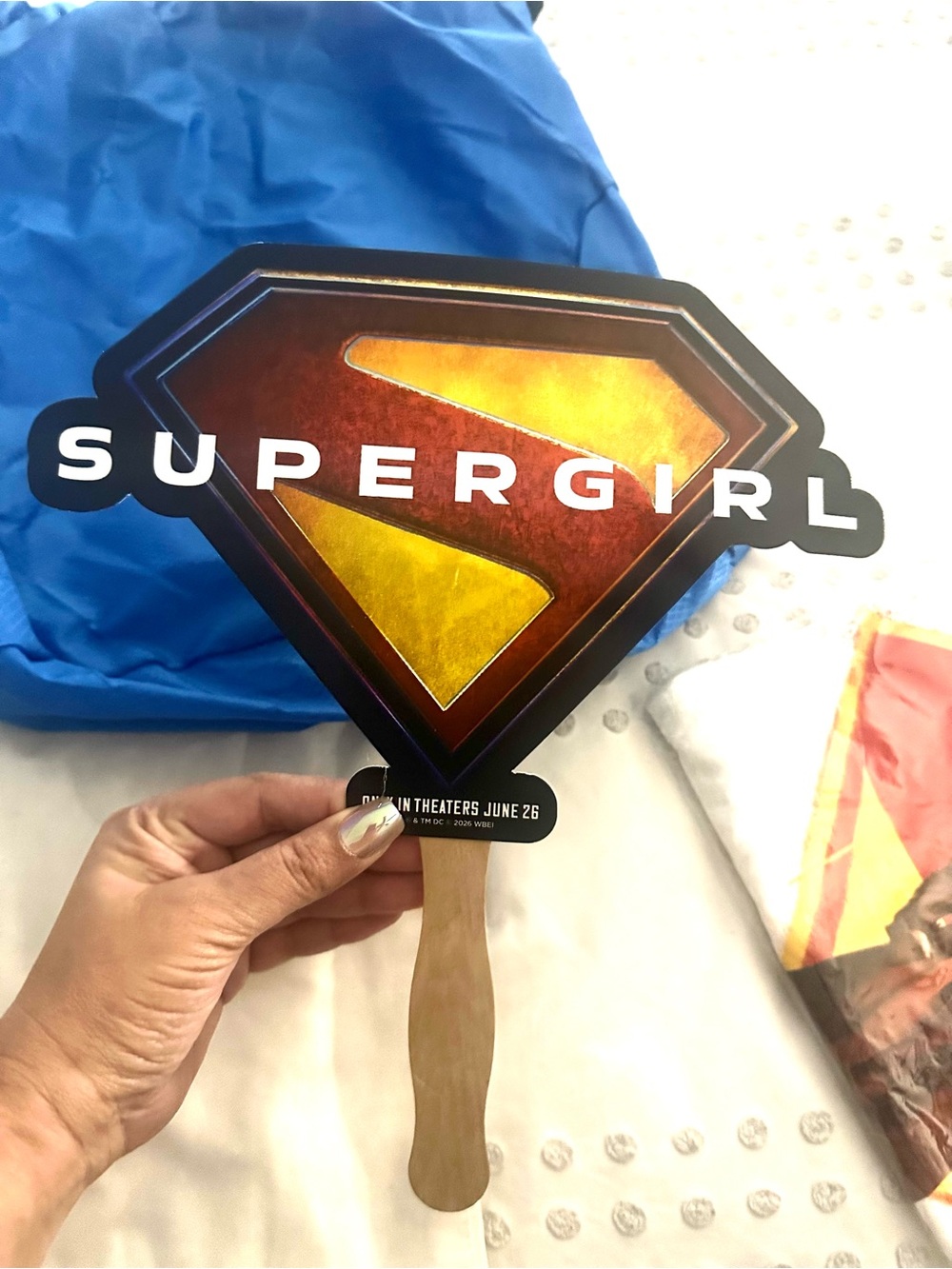 Supergirl 2026  Special Edition early screening set SIZE M - Picture 4 of 4